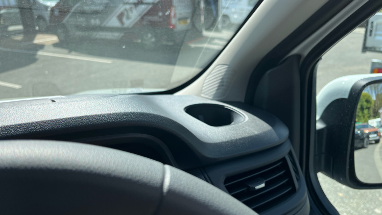 Renault Trafic Swb Diesel SL30 Blue dCi 130 Advance [Safety] Van